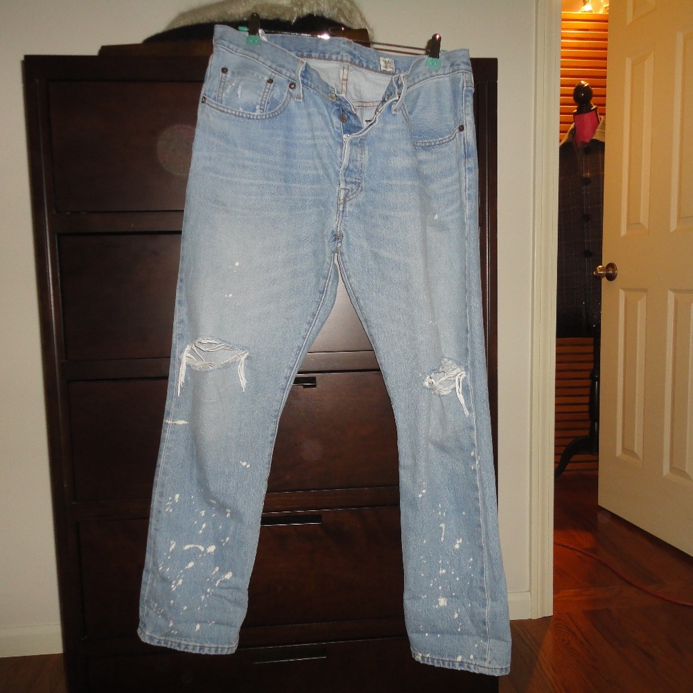 LEVI's Iconic distressed washed jeans/30/blue